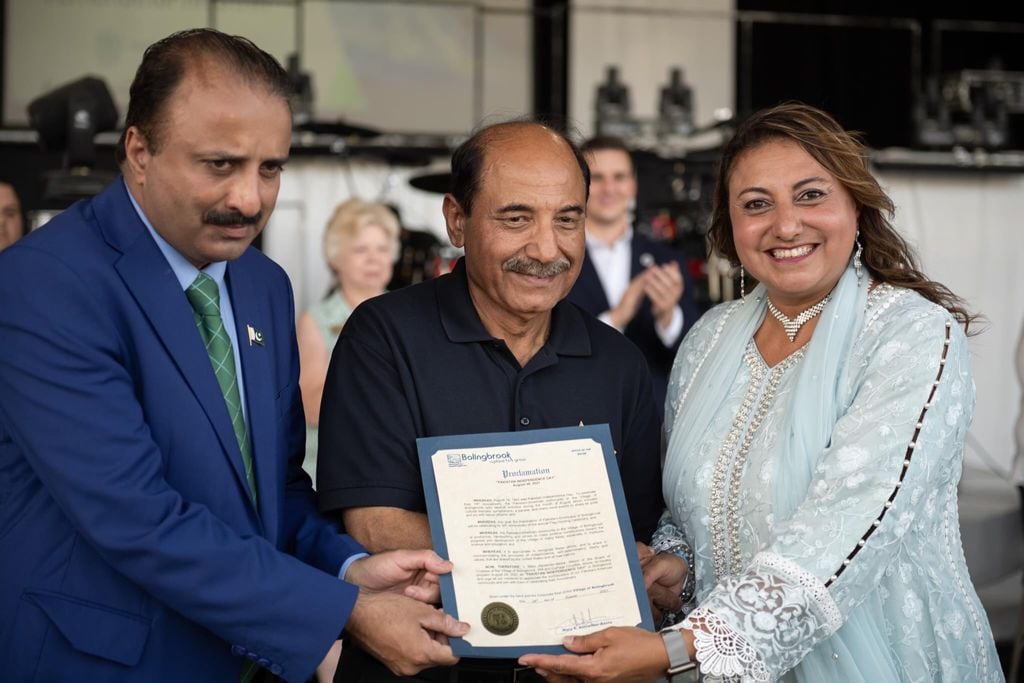 Independence Day of Pakistan celebrated in Bolingbrook Consulate